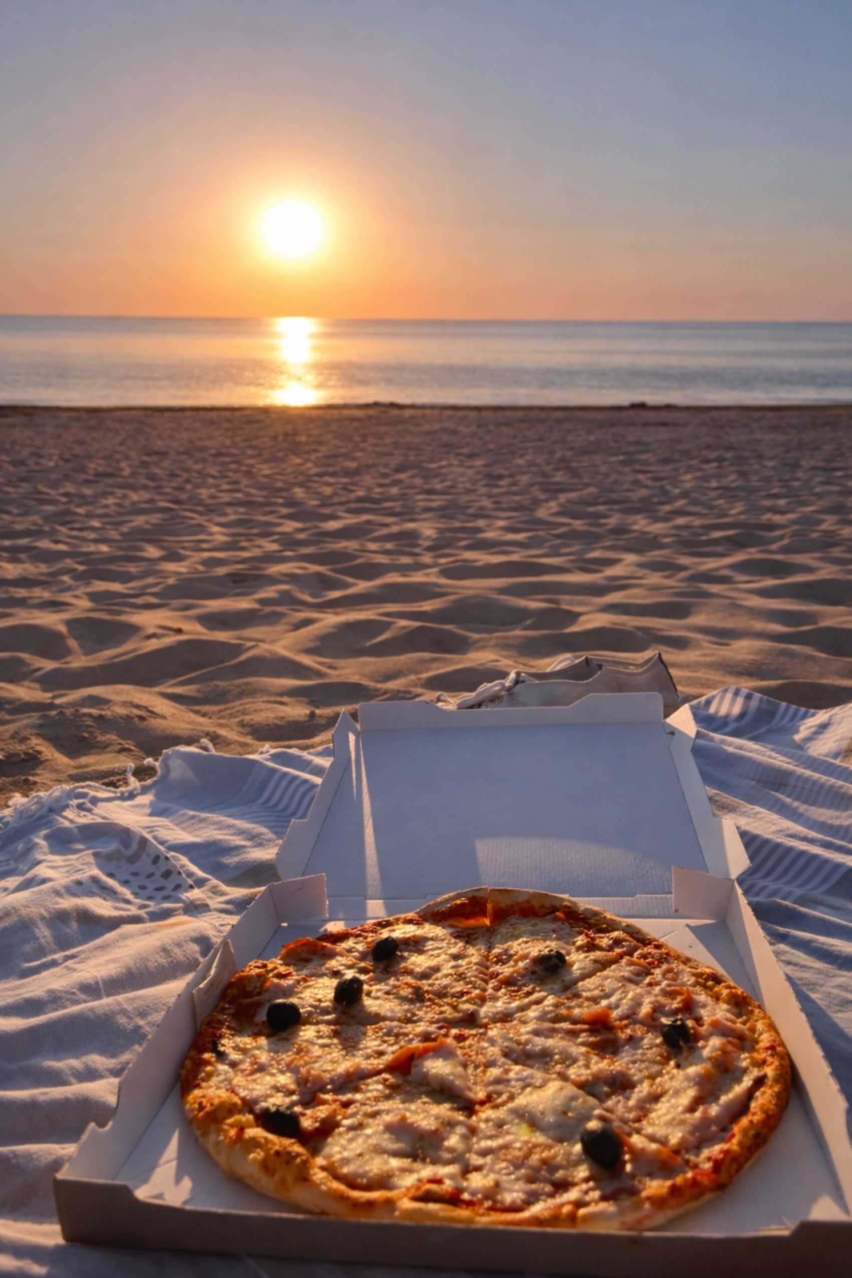 Pizza in riva al mare